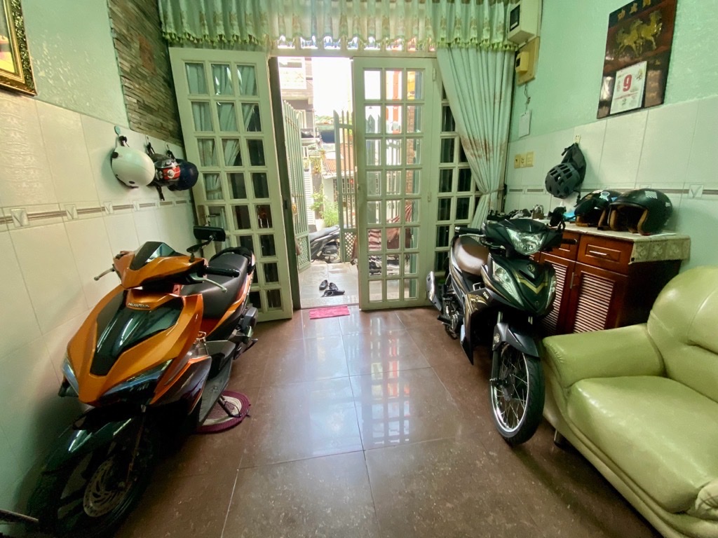 NHÀ MẶT TIỀN 4 TẦNG QUẬN 11 – ĐƯỜNG 702 HỒNG BÀNG CẦN BÁN – GIÁ 8.5 TỶ TL